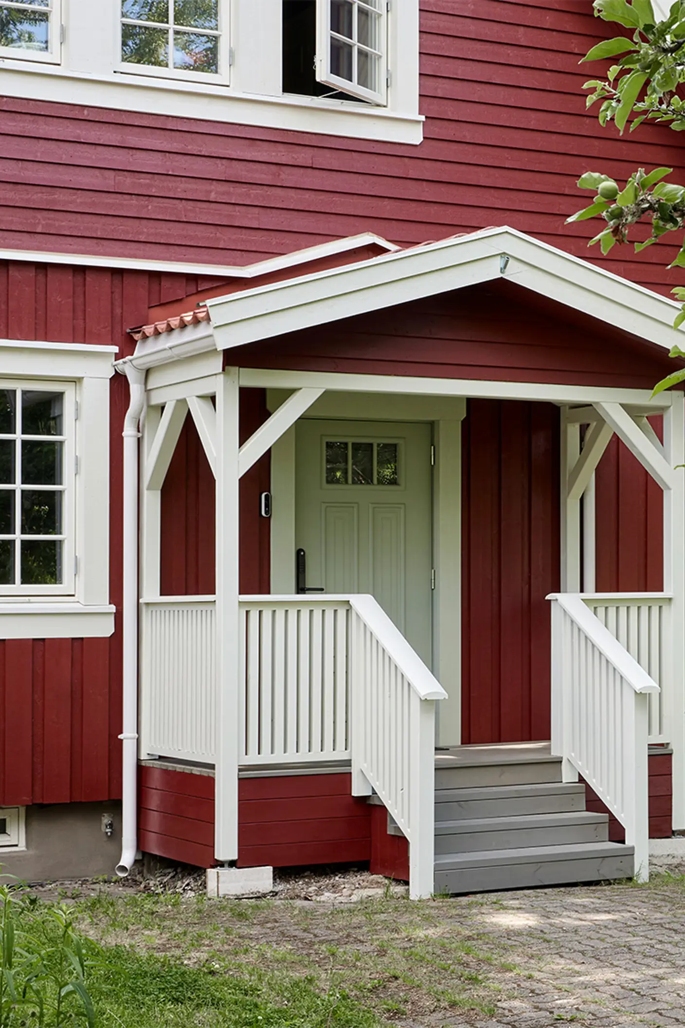 JOTUN 2006 Husmannsrød - 7053 Lærdal - 8426 Dewy Green