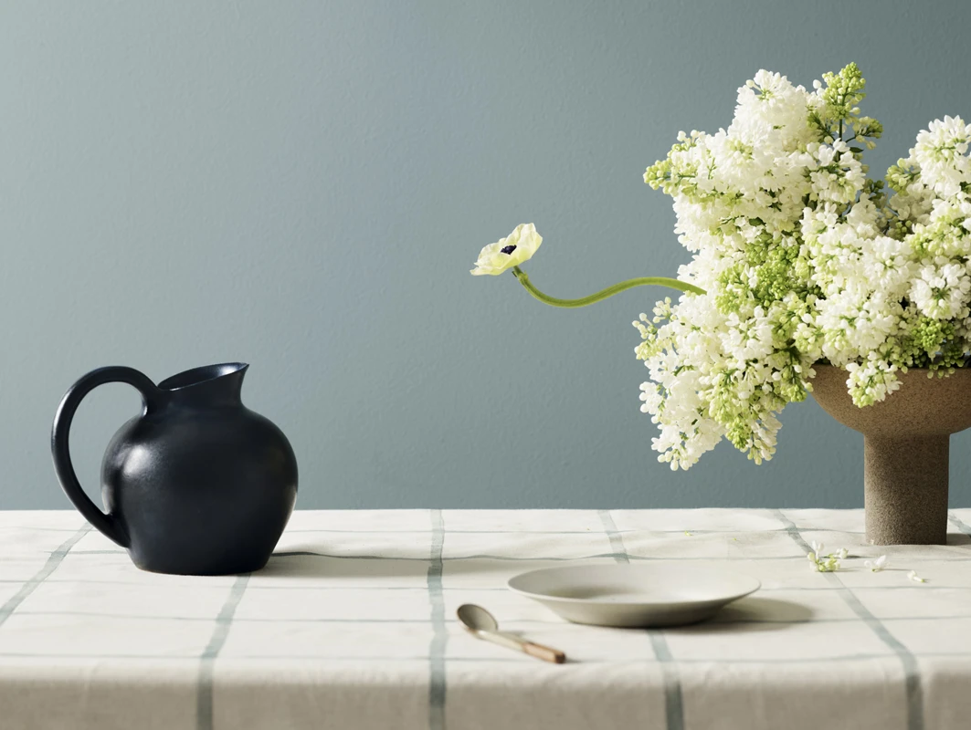 Blue and clean kitchen colours