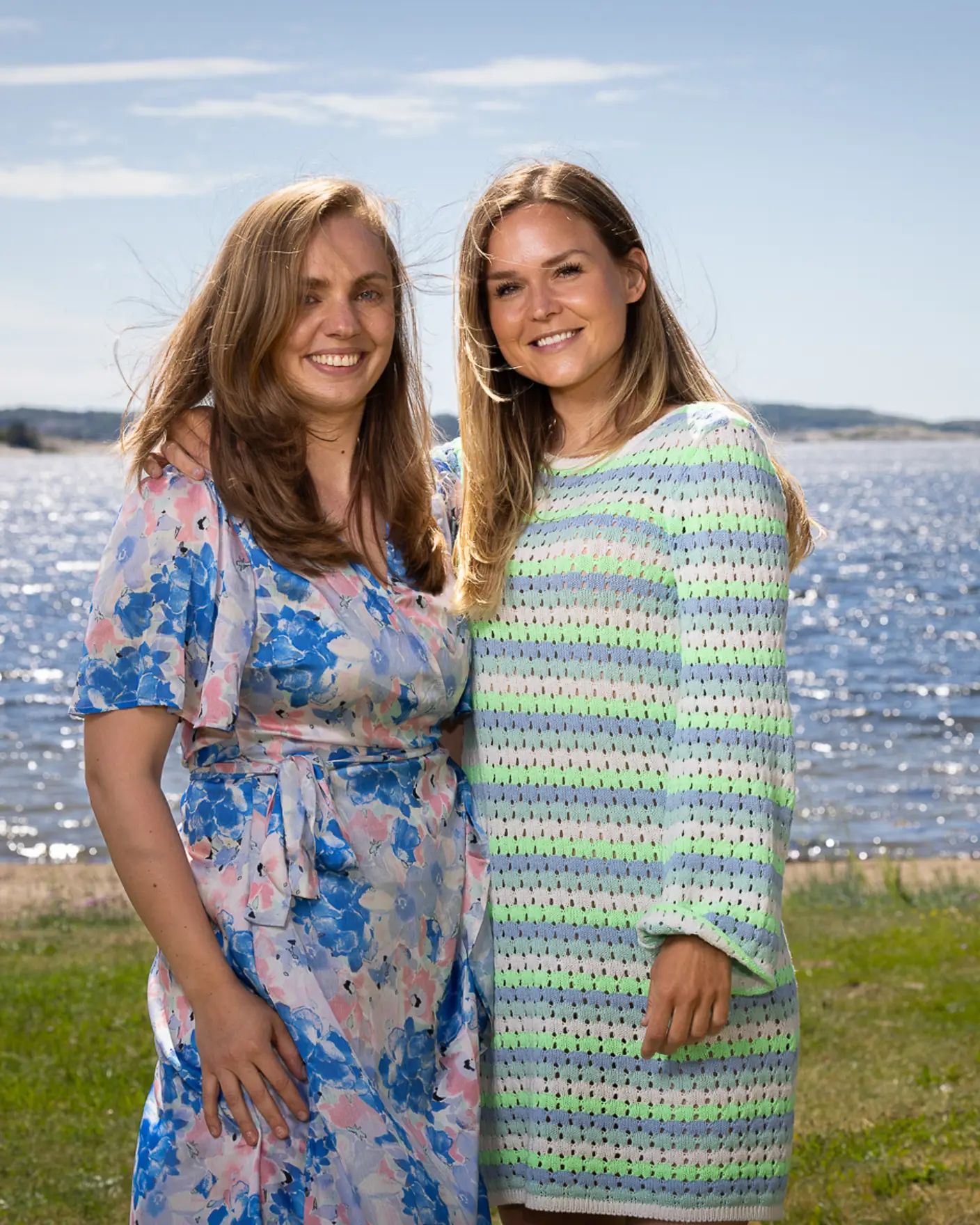 Vinnere av Sommerhytta 2025 på TV2, Linda og Dina.