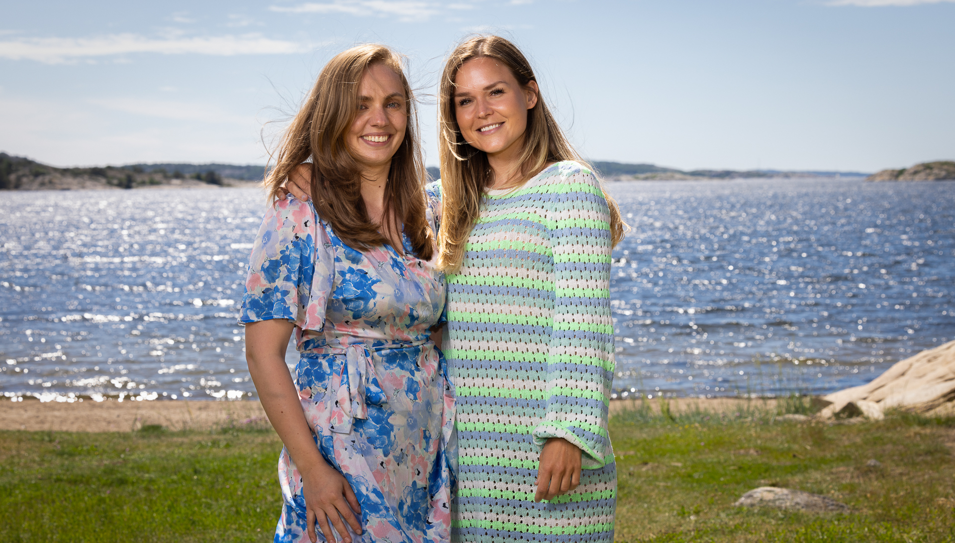 Linda og Dina, vinnere av Sommerhytta 2025 på TV2.