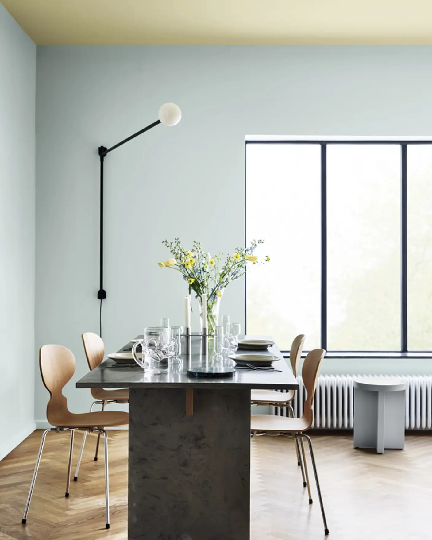 JOTUN 6167 Spring Breeze - JOTUN 8124 Malmo