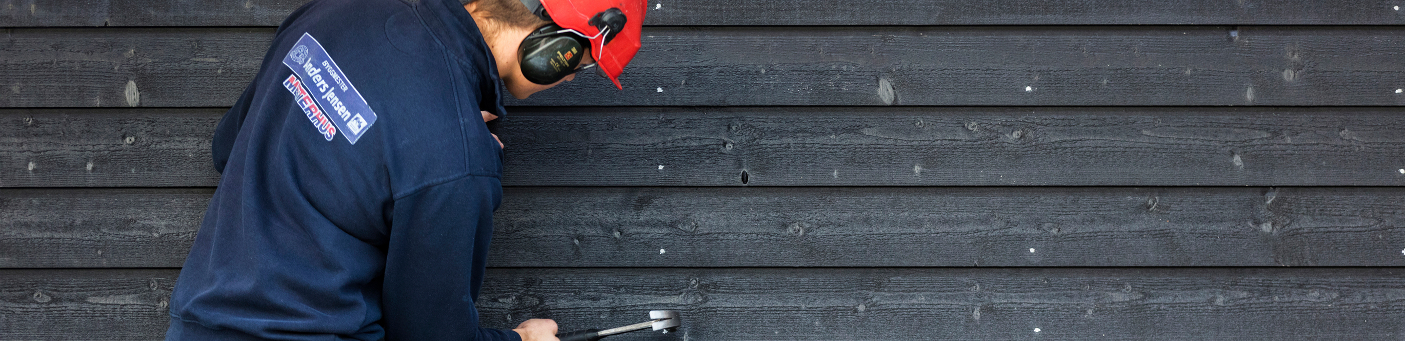 Fabrikkbehandlet kledning