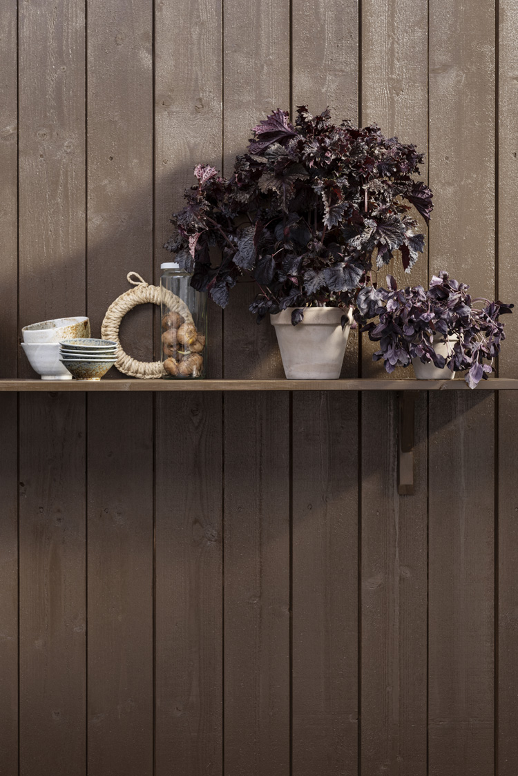 TREBITT 0676 Tjærebrun