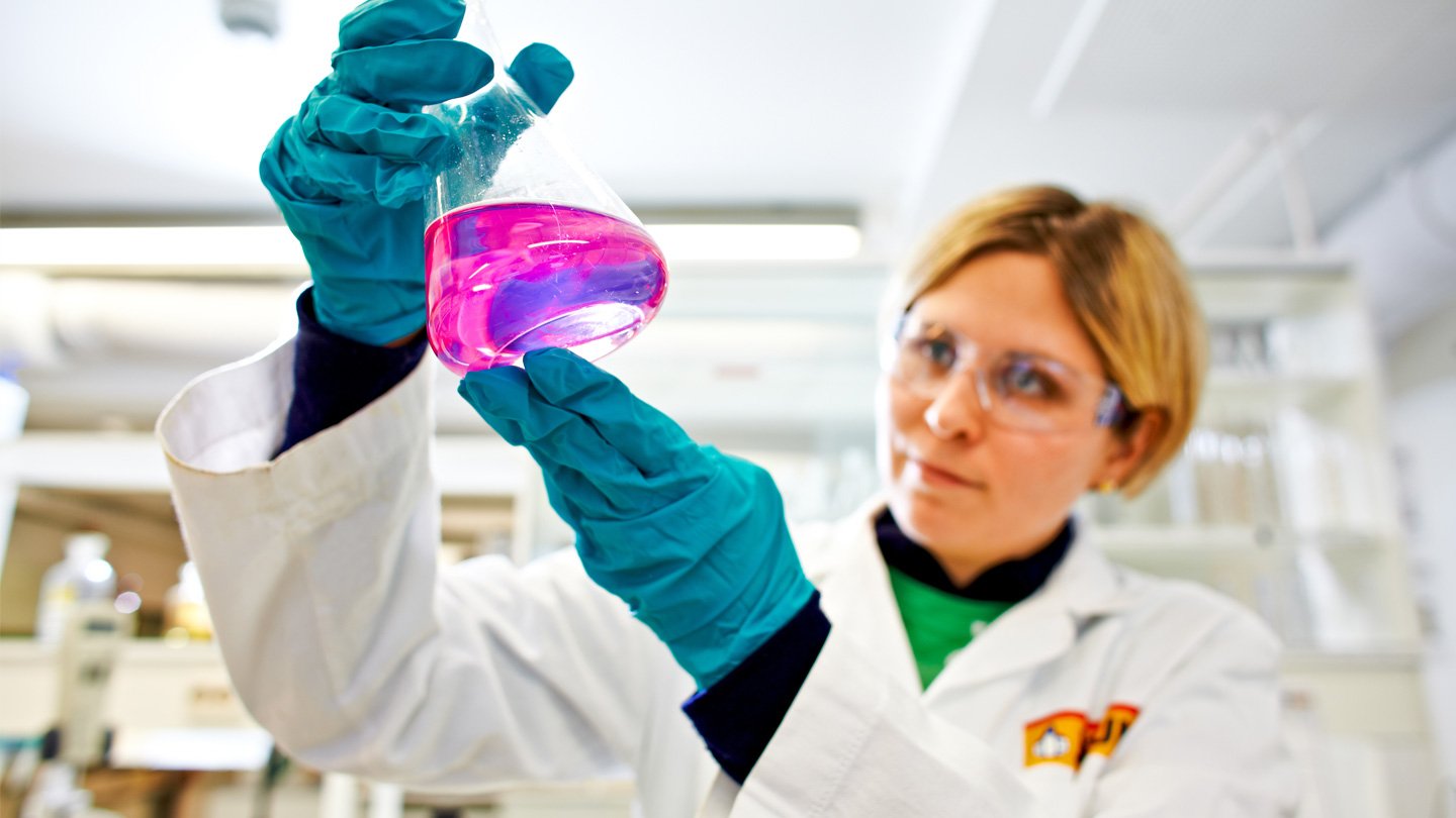 Kunsten å utvikle farger til maling