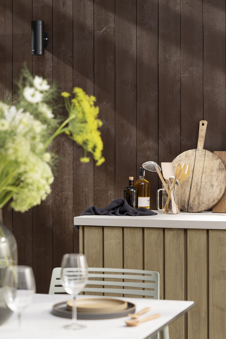 TREBITT 0676 Tjærebrun